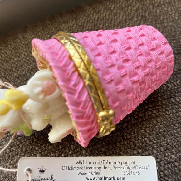 Vintage Hallmark Easter Bunny Trinket Box - Picture 7 of 10